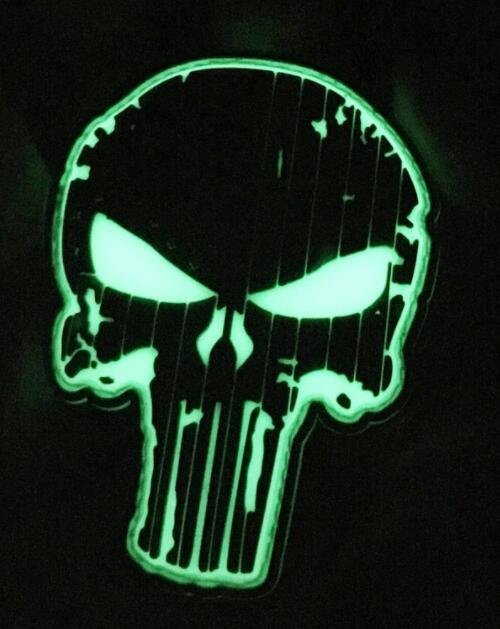 glow in the dark skull