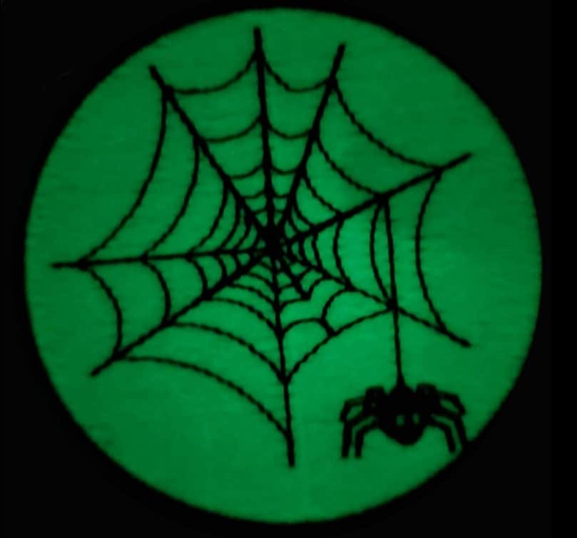 spider glow in the dark